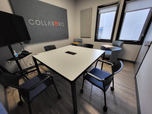 Small Meeting Room - Image 2