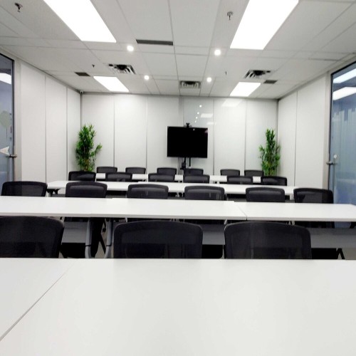 30 User Hybrid Training meeting room - Image 2