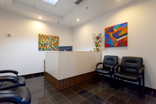Private Window Day Office - Image 3