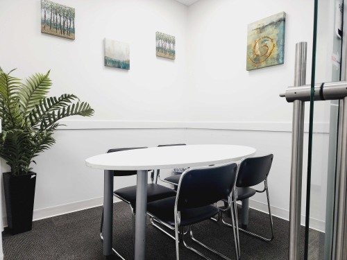 Small Conference Room - Image 2